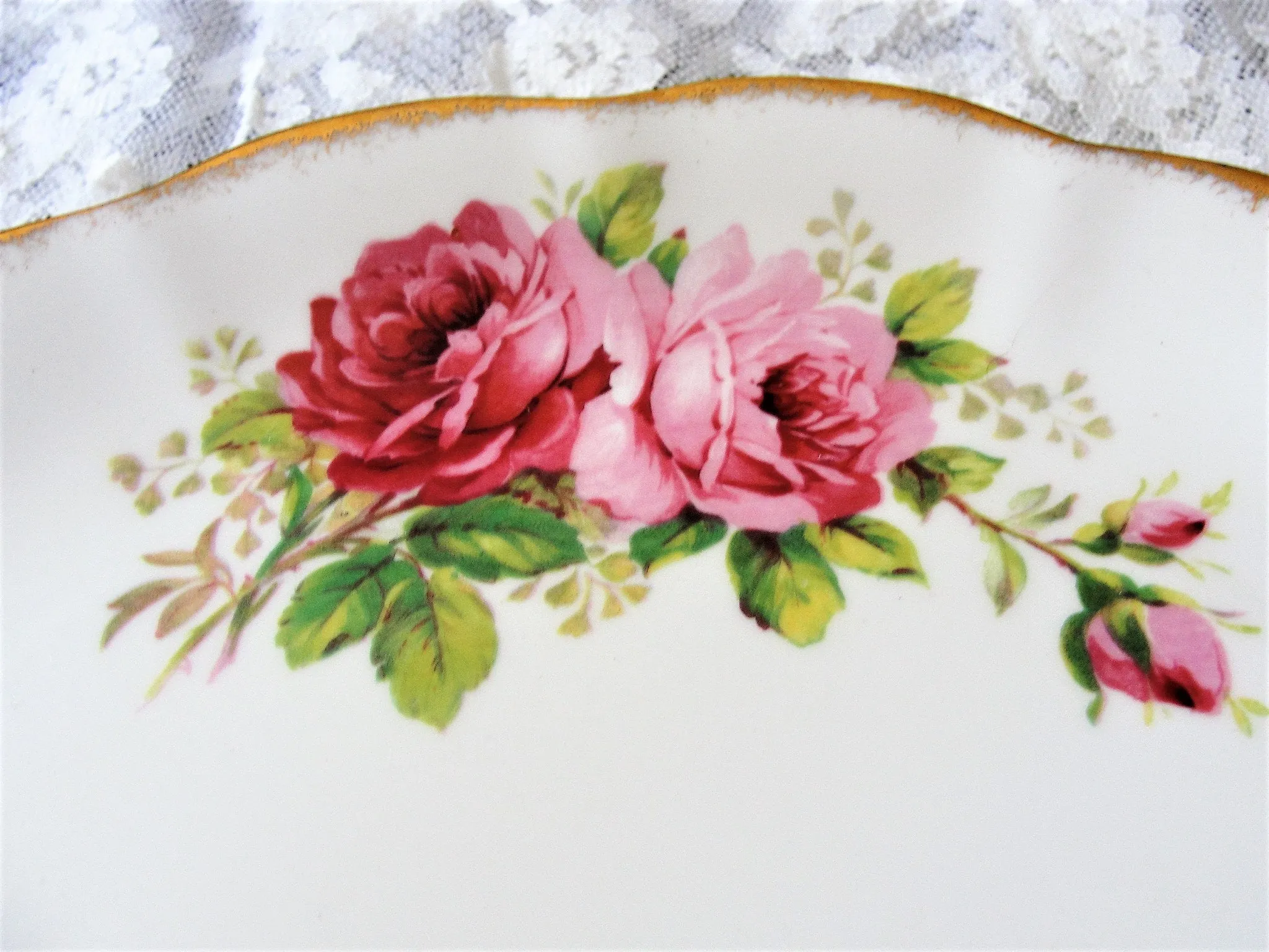 BEAUTIFUL Royal Albert American Beauty Cake Plate,Paul Longpre Lush Pink ROSES,English Bone China Handled Cake Plate,Vintage Wed