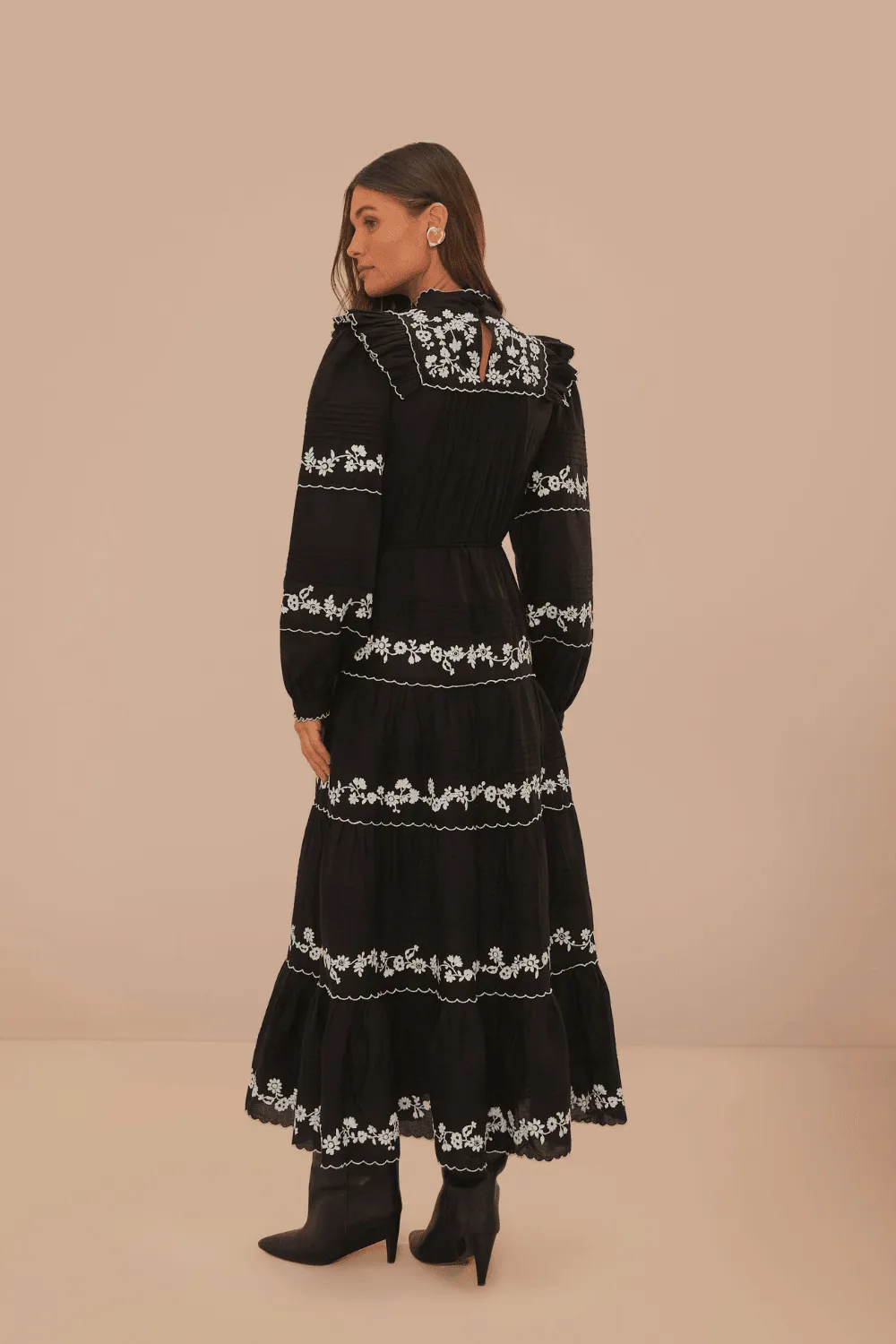 Black And White Embroidered Long Sleeve Maxi Dress