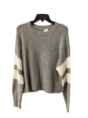 Sweater By John + Jenn In Grey, Size: S