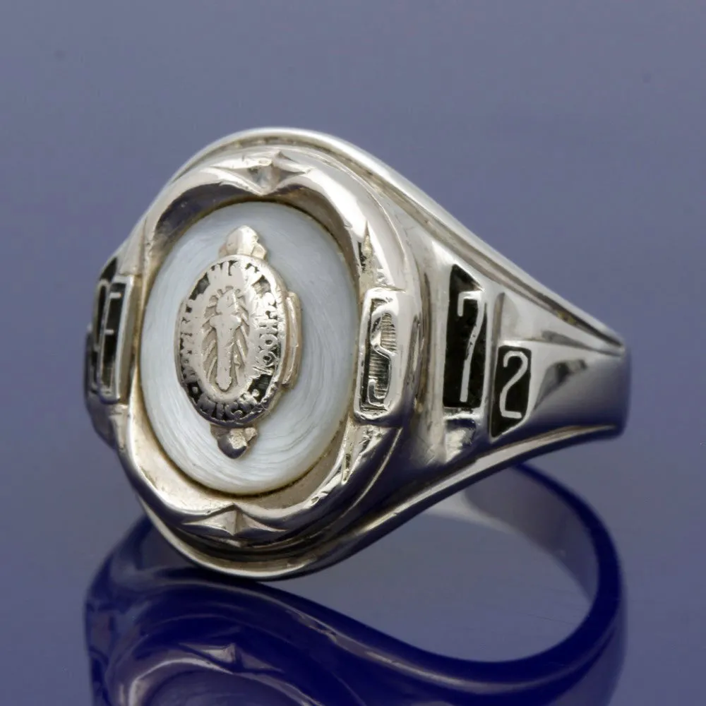 Vintage 10ct White Gold American Class Signet Ring